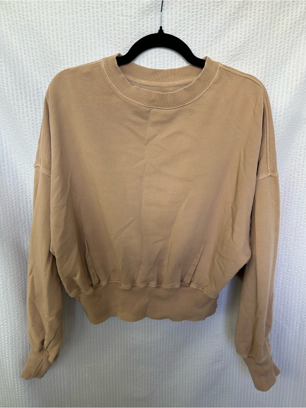 Aerie Tan Cropped Pullover Crewneck Sweatshirt Size Medium 100% Cotton